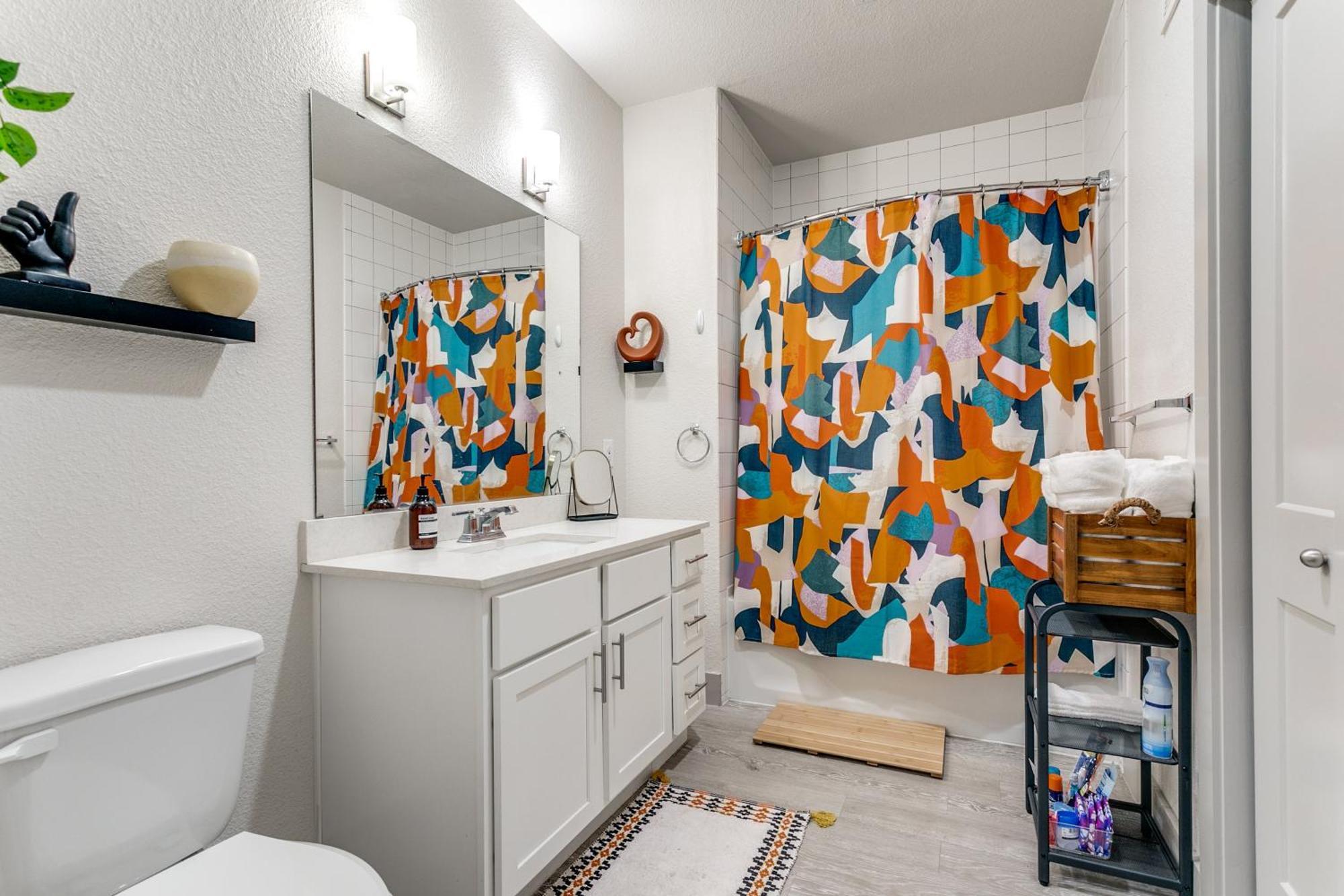Beautiful Condo On Riverwalk W King Ste Free Parking Pet Friendly Centrally Located On The Riverwalk San Antonio Exterior foto