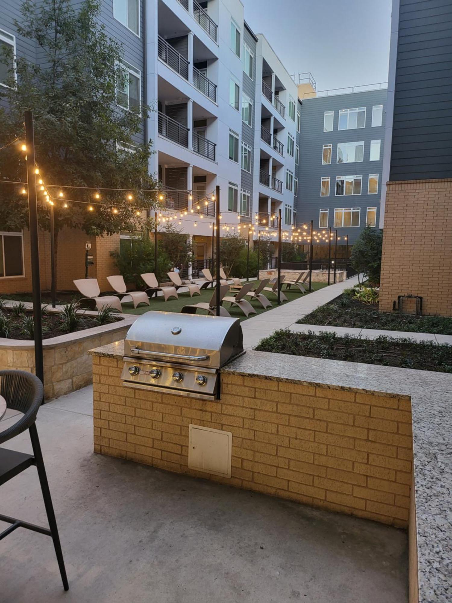 Beautiful Condo On Riverwalk W King Ste Free Parking Pet Friendly Centrally Located On The Riverwalk San Antonio Exterior foto